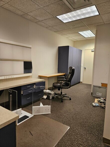 More Photos Of 1120 Professional Blvd, Evansville Office For Sale