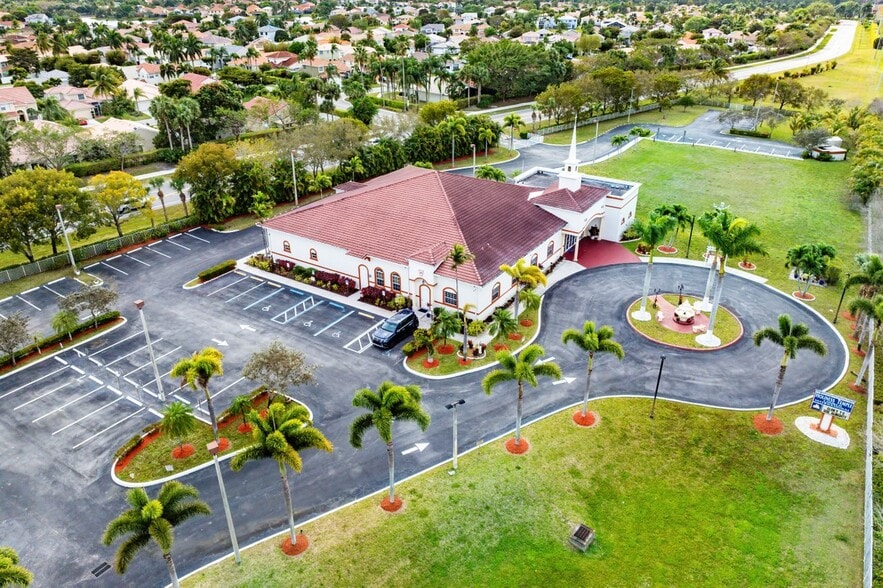 More Photos Of 7025 Summerville Ter, Lake Worth Religious Facility For Sale