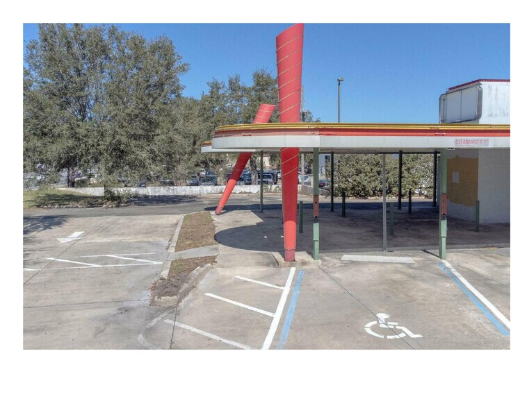 More Photos Of 1601 N Woodland Blvd, Deland Fast Food For Sale