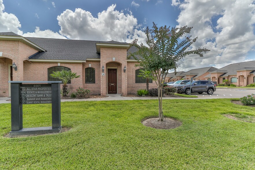 More Photos Of 5501 Louetta Rd, Spring Office For Sale