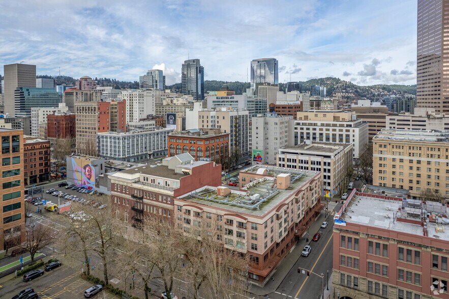 More Photos Of 222 SW Pine St, Portland Apartments For Sale