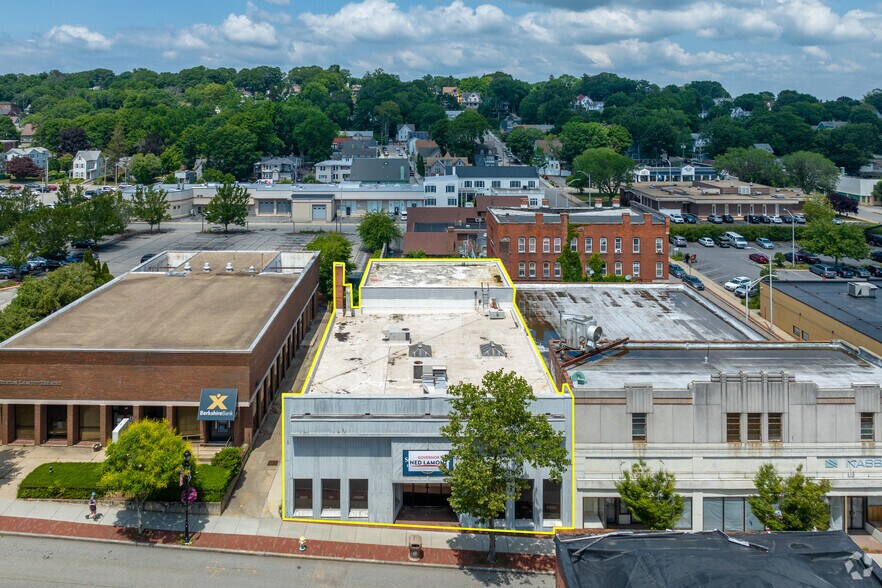 More Photos Of 757 Main St, Willimantic Office For Sale