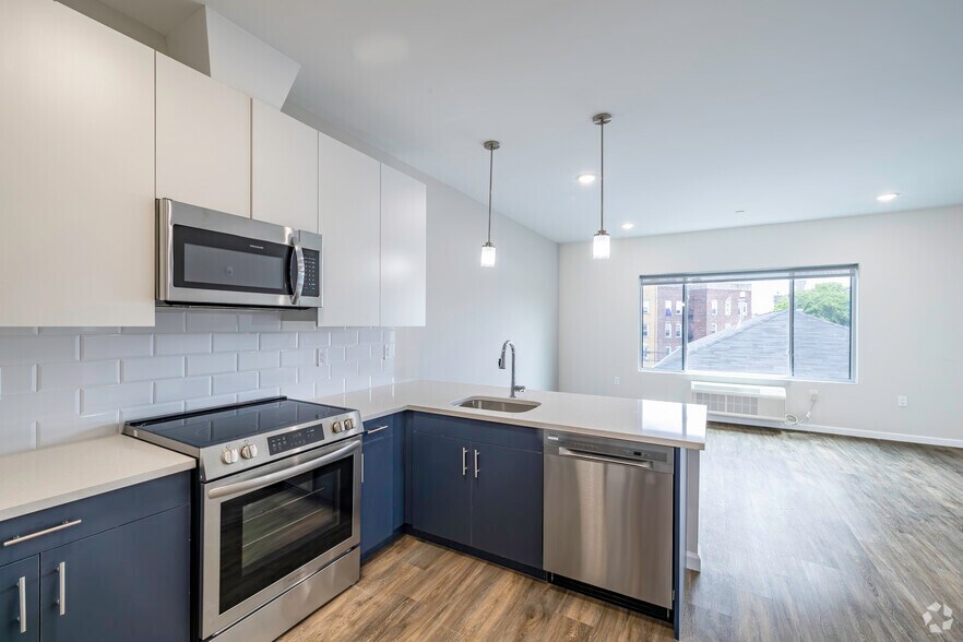 More Photos Of 313-315 Lake St, Newark Apartments For Sale