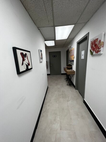 More Photos Of 3260 Hickory Hill Rd, Memphis Storefront Retail Office For Lease
