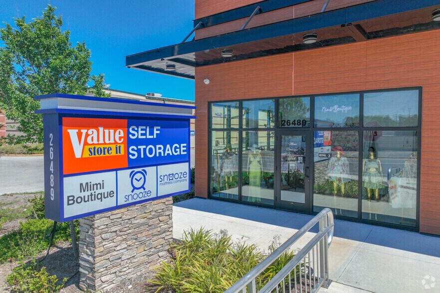 More Photos Of 26489 US Highway 19 N, Clearwater Self Storage For Lease