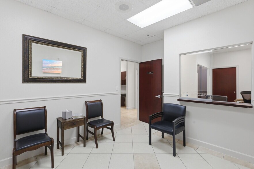 More Photos Of 1690 Dunlawton Ave, Port Orange Medical For Lease