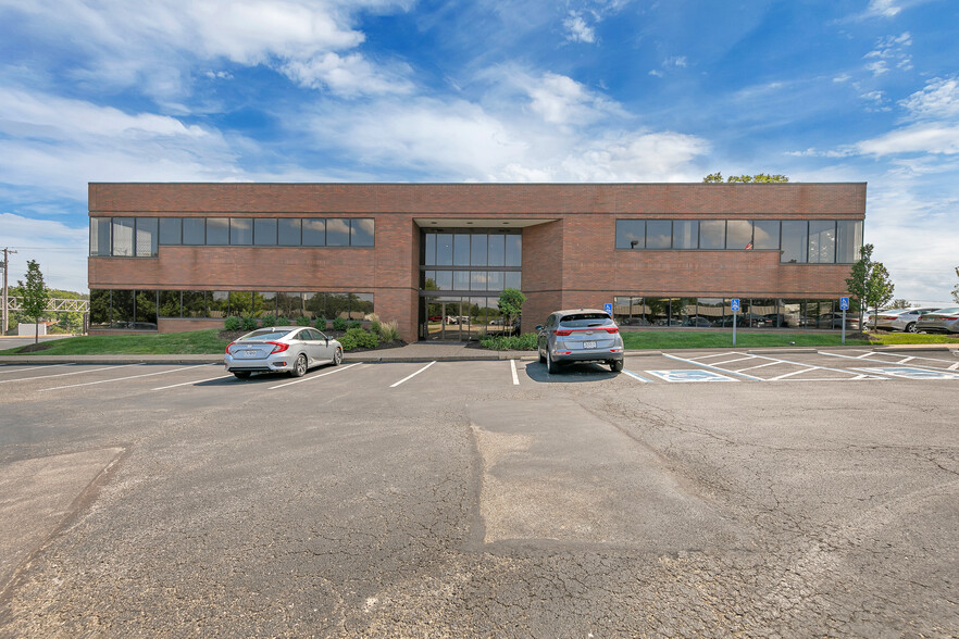 Primary Photo Of 11132 S Towne Sq, Saint Louis Office For Lease