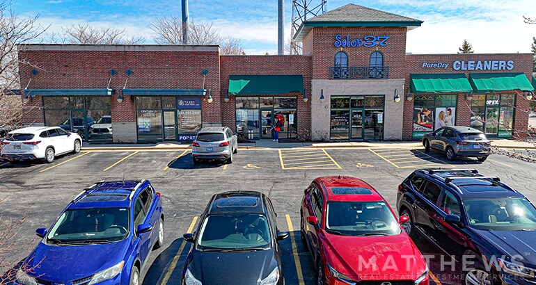 More Photos Of 1409-1419 Commerce Dr, Algonquin General Retail For Lease