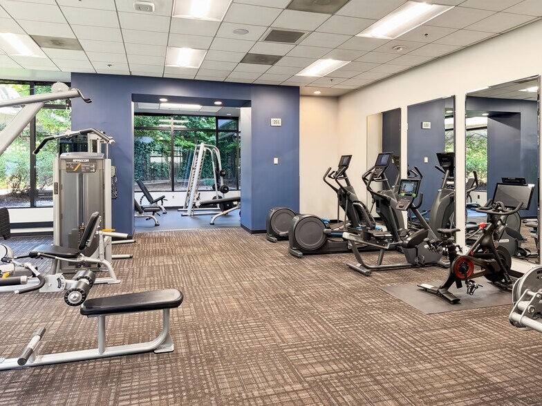 More Photos Of 3350 Riverwood Pkwy SE, Atlanta Coworking Space