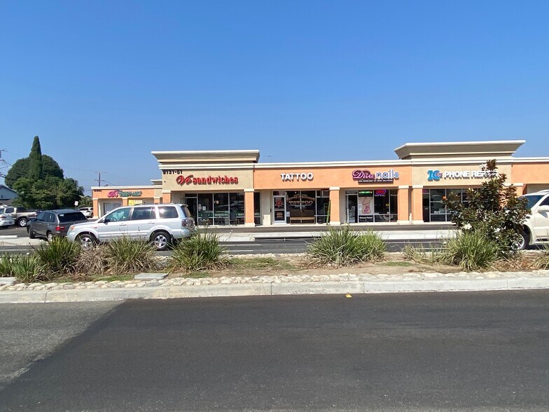 More Photos Of 9121 Garden Grove Blvd, Garden Grove General Retail For Lease