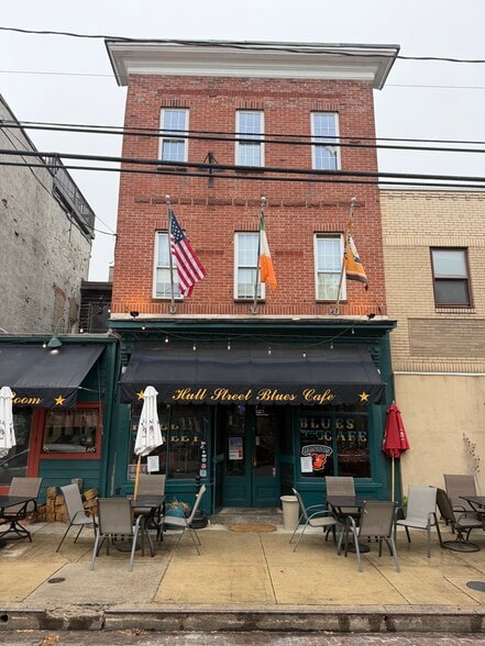More Photos Of 1222 Hull St, Baltimore Storefront Retail Residential For Sale