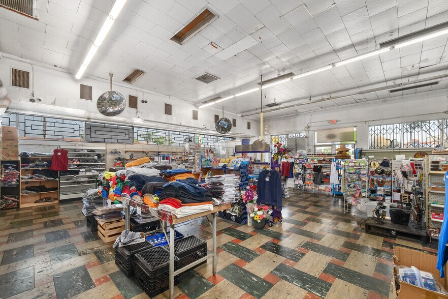 More Photos Of 5658 Clara St, Bell Gardens Supermarket For Sale