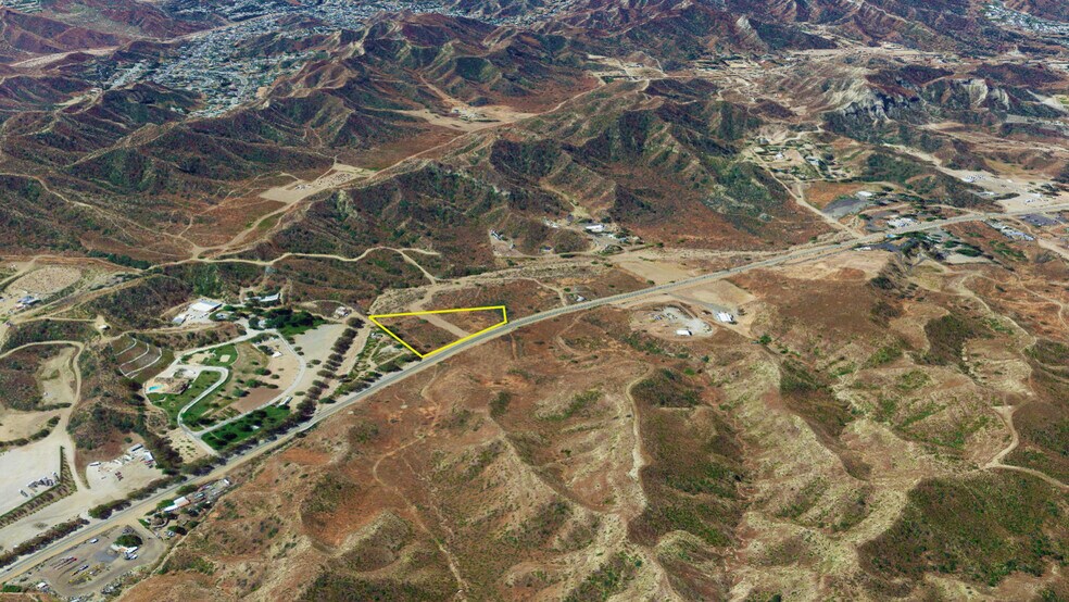 More Photos Of 15270 Sierra Hwy, Santa Clarita Land For Sale