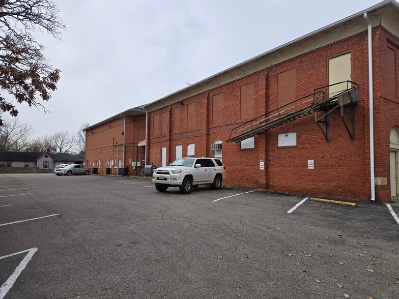 More Photos Of 3 S Holly Ave, Highland Springs Lodge Meeting Hall For Sale