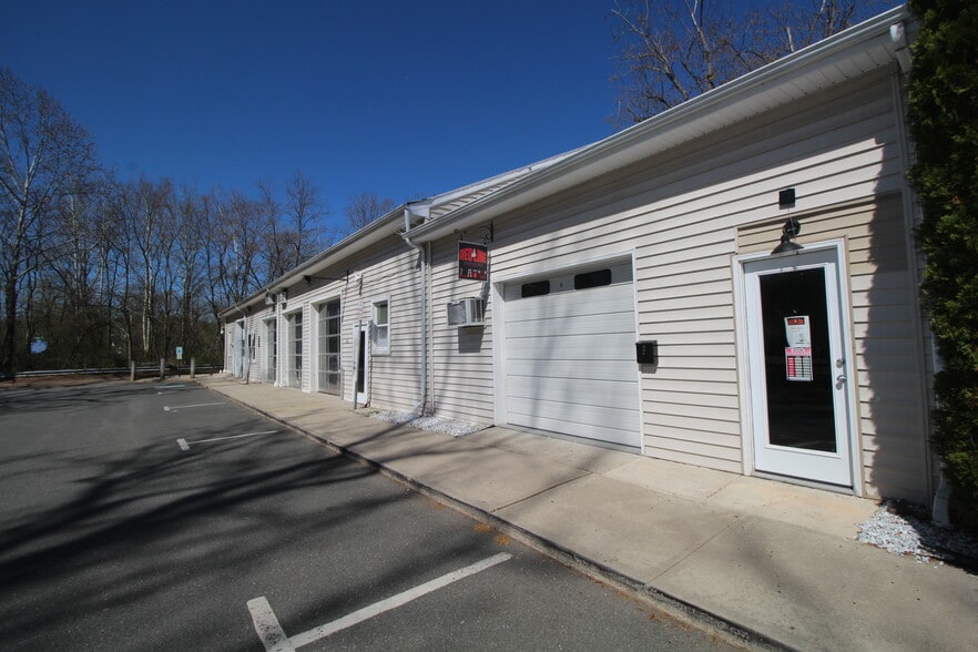 More Photos Of 77 S Union St, Lambertville Restaurant For Sale