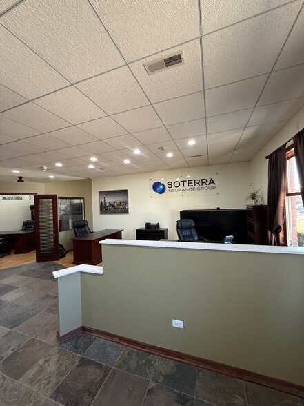 More Photos Of 16612 W 159th St, Lockport Office For Sale
