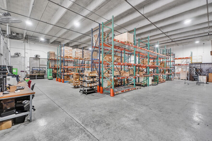 More Photos Of 1630 NW 108th Ave, Miami Warehouse For Sale