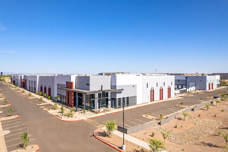 More Photos Of 9512 E Elliot Rd, Mesa Warehouse For Lease