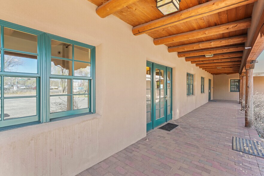 More Photos Of 103 S St Francis Dr, Santa Fe Medical For Sale