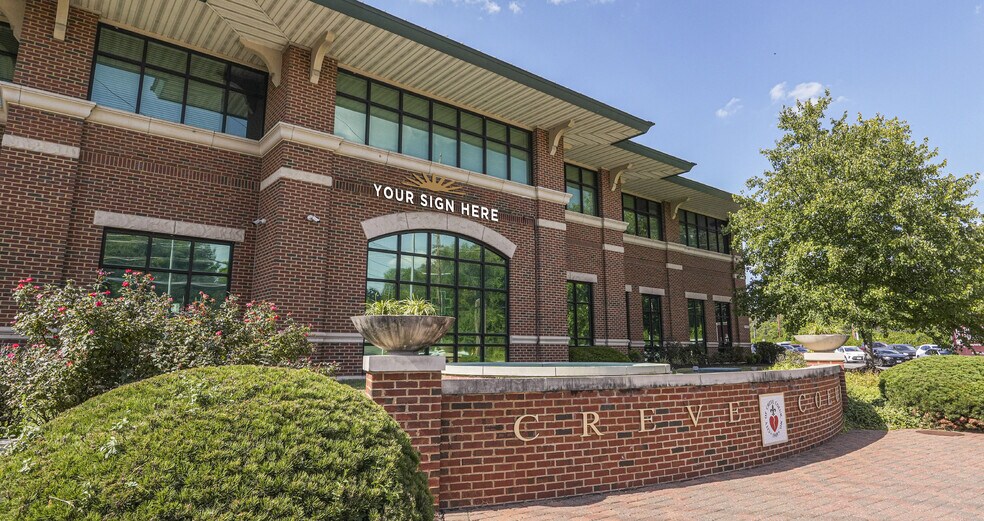 Primary Photo Of 105 N Lindbergh Blvd, Creve Coeur General Retail For Sale