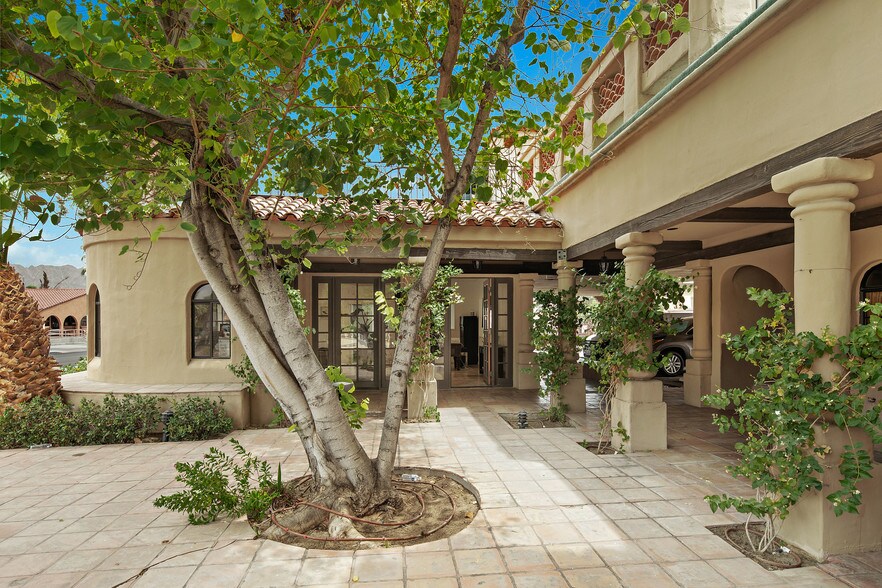 More Photos Of 51370 Avenida Bermudas, La Quinta Office Residential For Sale