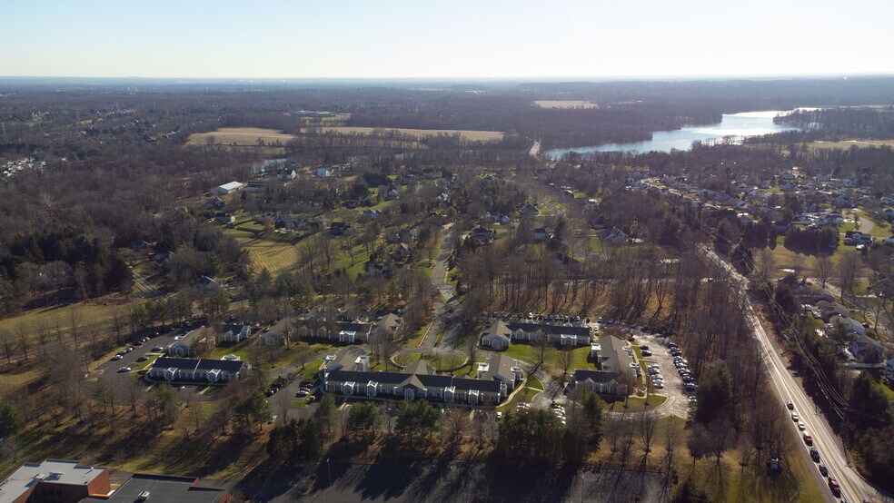 More Photos Of 400-415 Executive Dr, Langhorne Medical For Lease