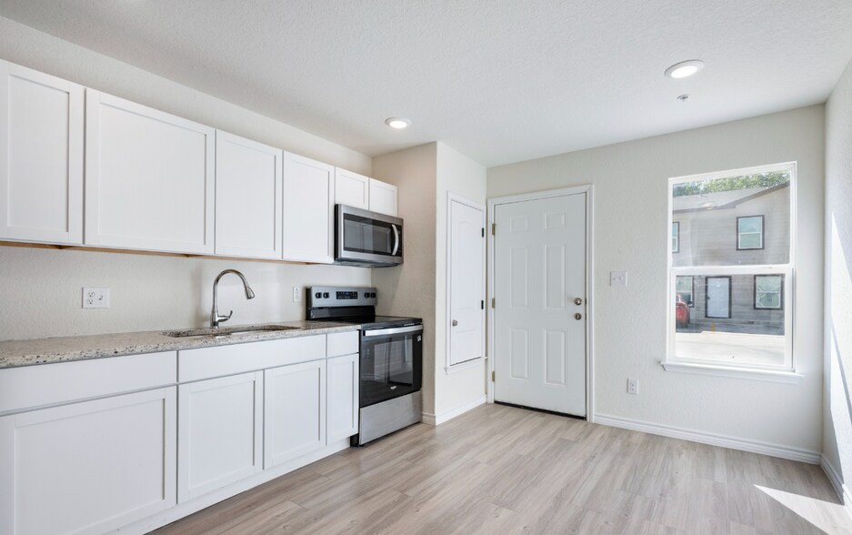 More Photos Of 7302 Mary Abbott St, San Antonio Apartments For Sale
