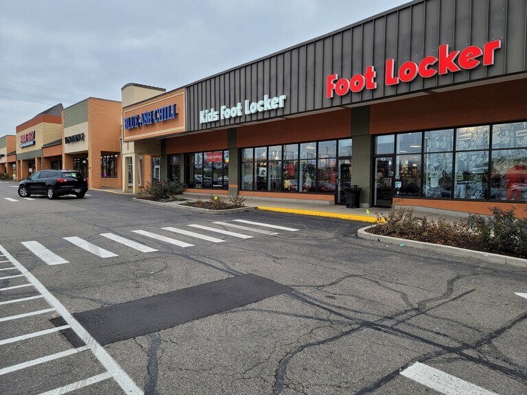 More Photos Of 11711 Princeton Pike, Cincinnati Unknown For Lease