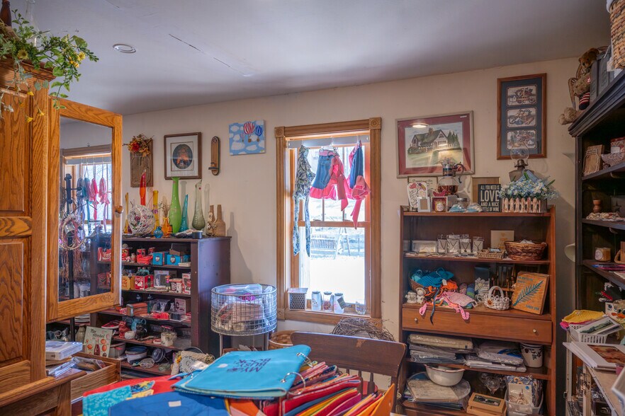 More Photos Of 26225 State Highway 71, Wilton Specialty For Sale