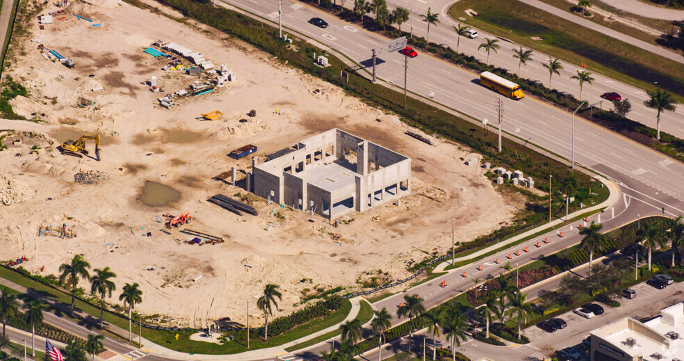 Primary Photo Of 6865 Collier Blvd, Naples Freestanding For Lease