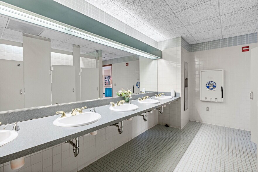 More Photos Of 250 Commerce Park, New Columbia Office For Sale