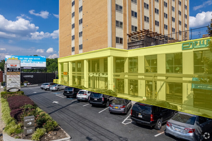More Photos Of 2285 Peachtree Rd NE, Atlanta Apartments For Lease