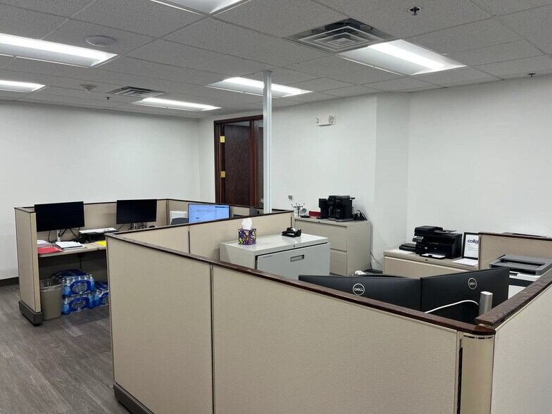 More Photos Of 12900 Hall Rd, Sterling Heights Office For Lease