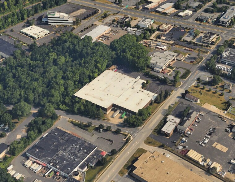 More Photos Of 1152 Marlkress Rd, Cherry Hill Warehouse For Lease