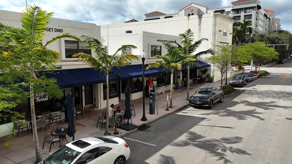 Primary Photo Of 246 Giralda Ave, Coral Gables Unknown For Lease