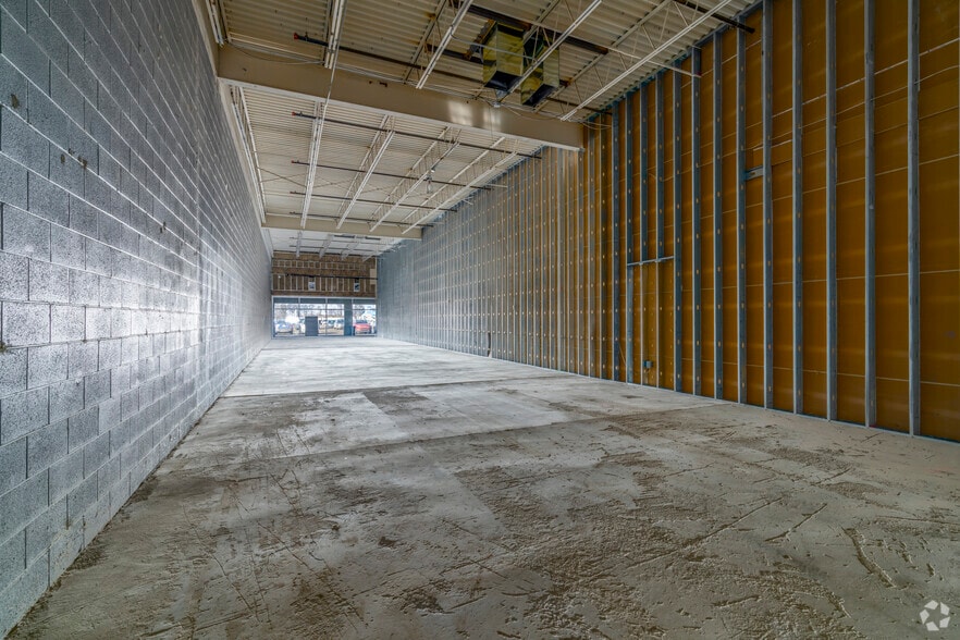 More Photos Of 8301-8399 E 12 Mile Rd, Warren Unknown For Lease