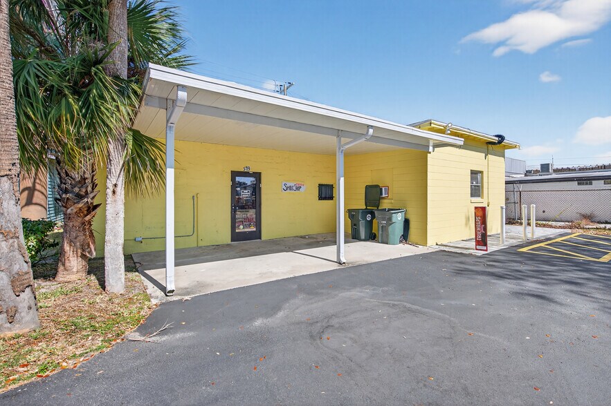 More Photos Of 517-519 W International Speedway Blvd, Daytona Beach Freestanding For Sale
