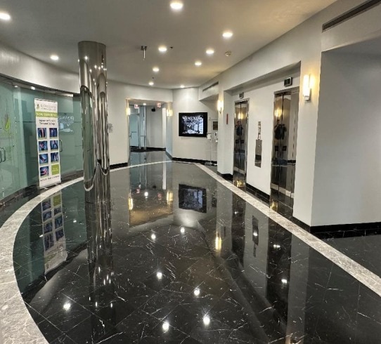 More Photos Of 950 Herndon Pkwy, Herndon Office For Lease