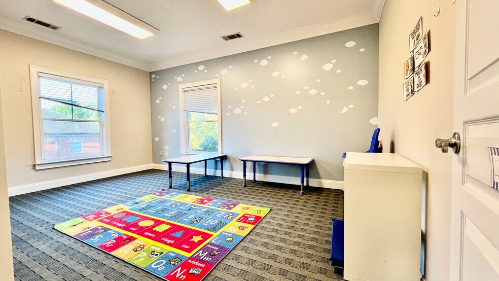 More Photos Of 4080 McGinnis Ferry Rd, Alpharetta Office For Sale