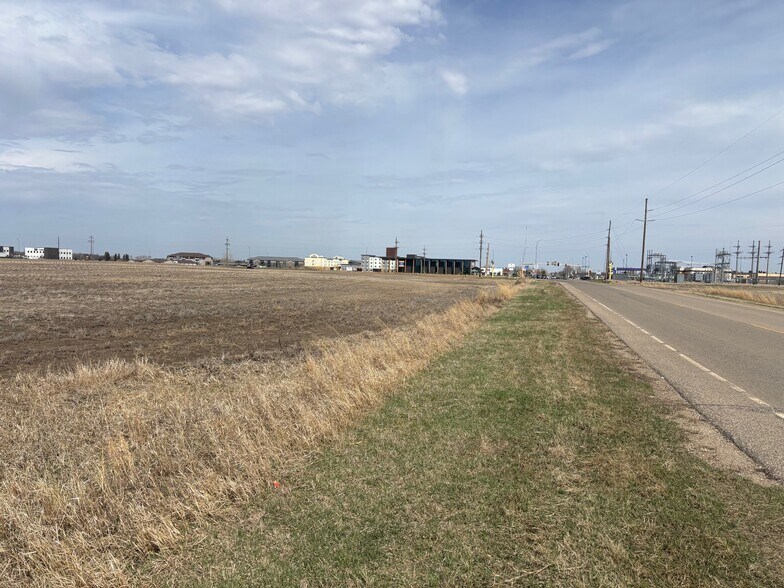 More Photos Of 37th Ave SW Ave, Minot Land For Sale
