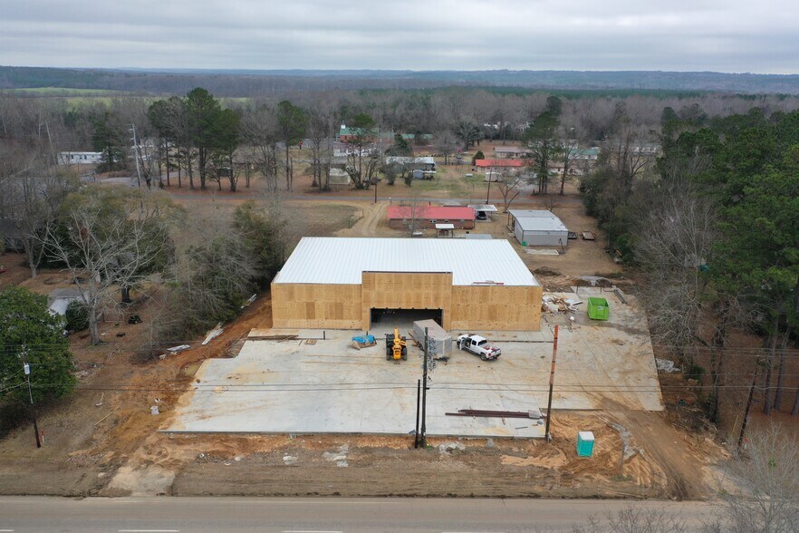 More Photos Of 8996 AL Highway 22, Maplesville Convenience Store For Sale