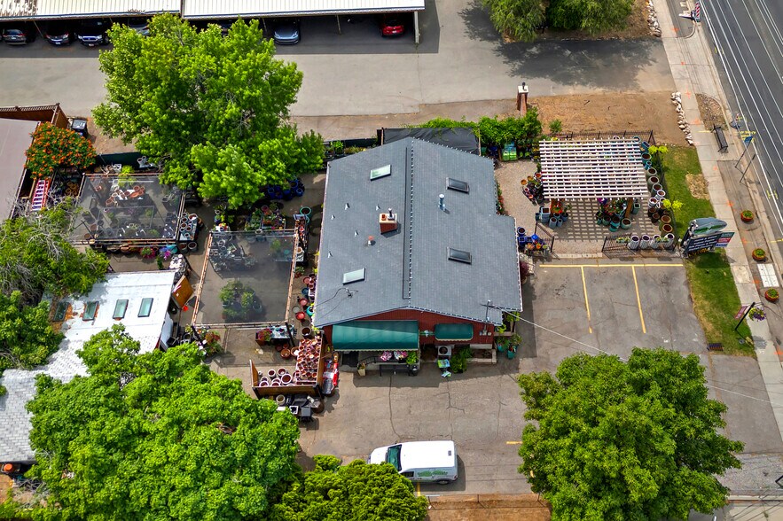 More Photos Of 2194 E Fort Union Blvd, Salt Lake City Freestanding For Sale