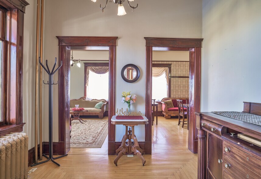 More Photos Of 310 E 2nd St, Trinidad Hospitality For Sale