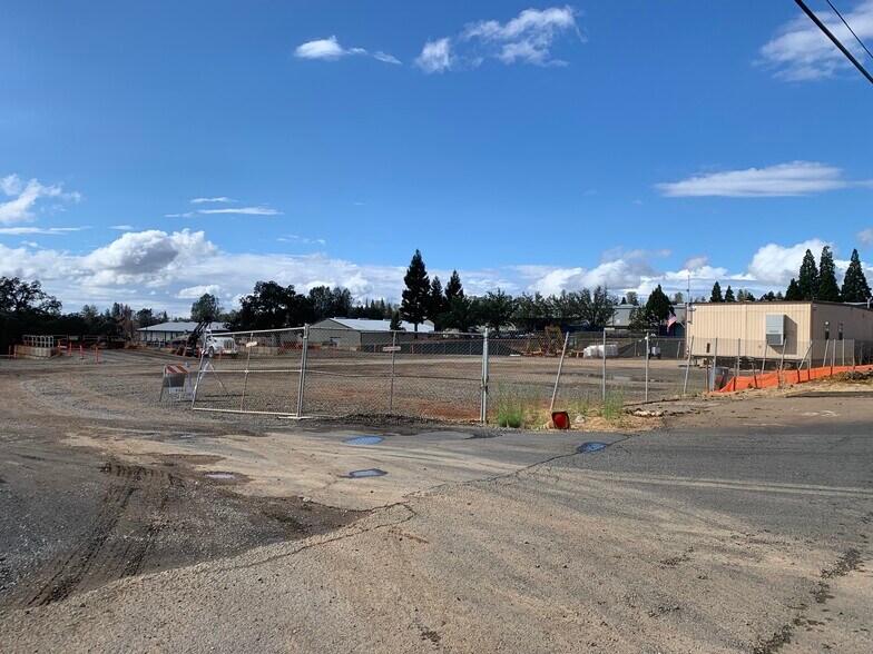 More Photos Of 5369 Clark Rd, Paradise Land For Sale