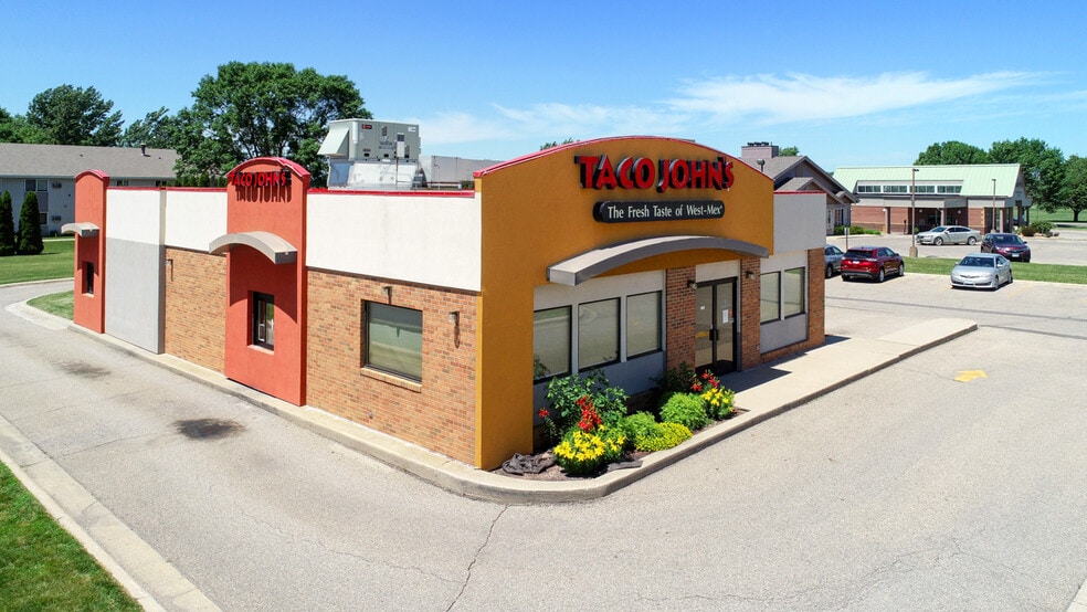 More Photos Of 1401 State St N, Waseca Freestanding For Lease