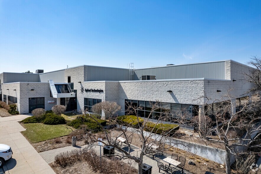 Primary Photo Of 6705 Millcreek Dr, Mississauga Light Distribution For Lease