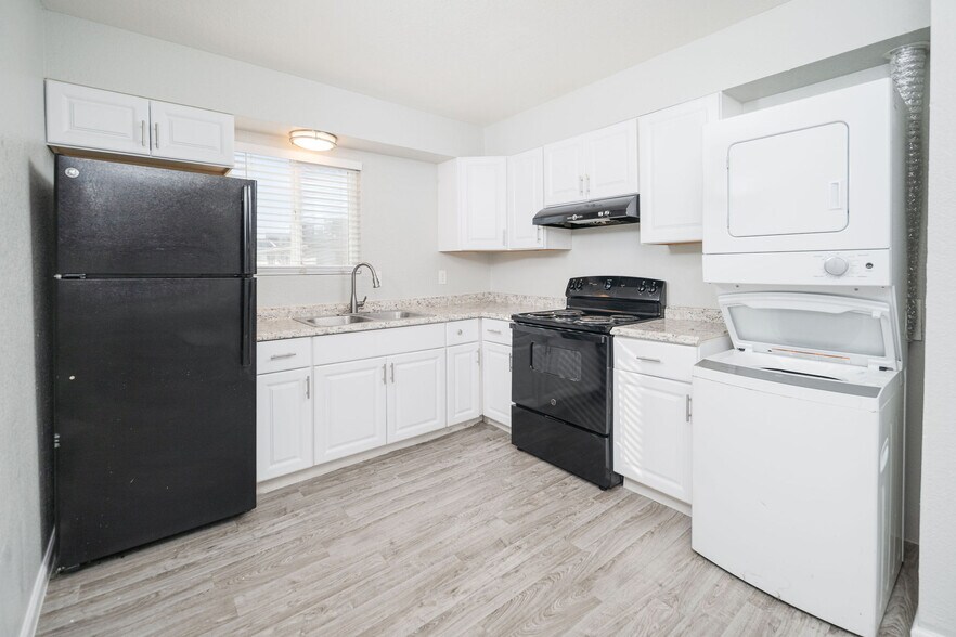 More Photos Of 3044 E Fillmore St, Phoenix Apartments For Sale