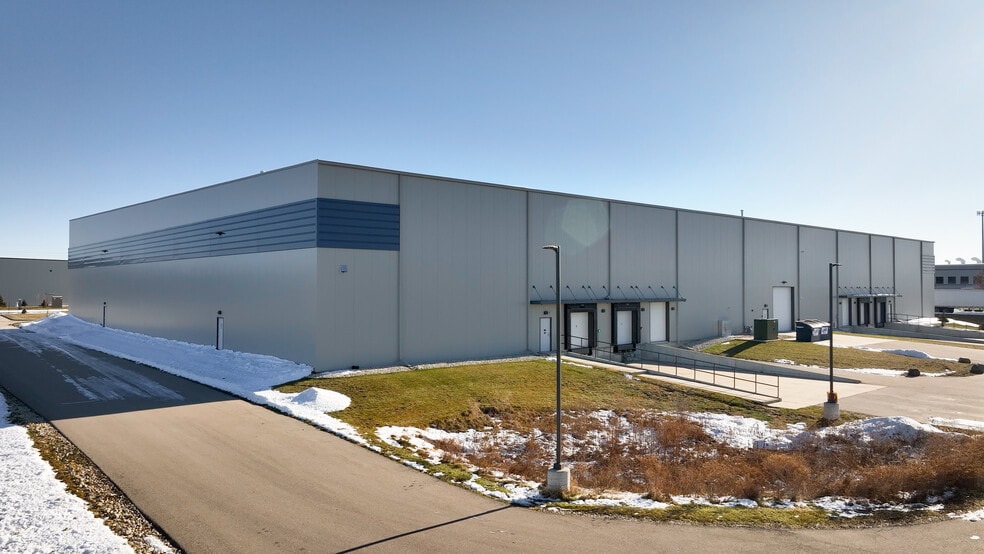 Primary Photo Of 4245 Capital Cir, Janesville Warehouse For Lease