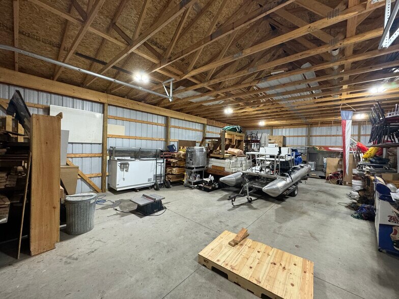 More Photos Of 482 N Sage Lake Rd, Hale Freestanding For Sale