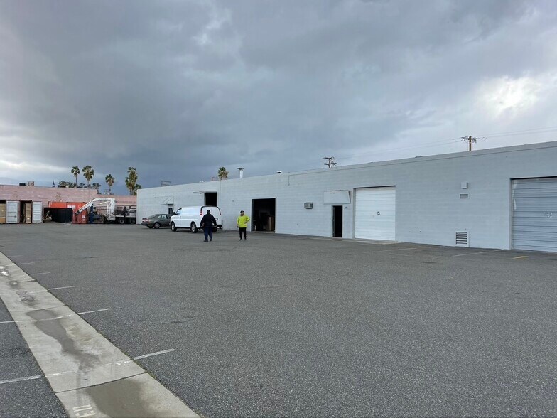 More Photos Of 370-390 S I St, San Bernardino Warehouse For Lease